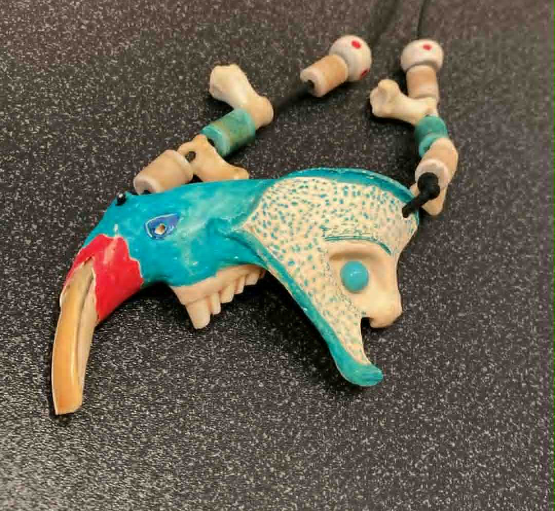 Collier style mâchoire de castor